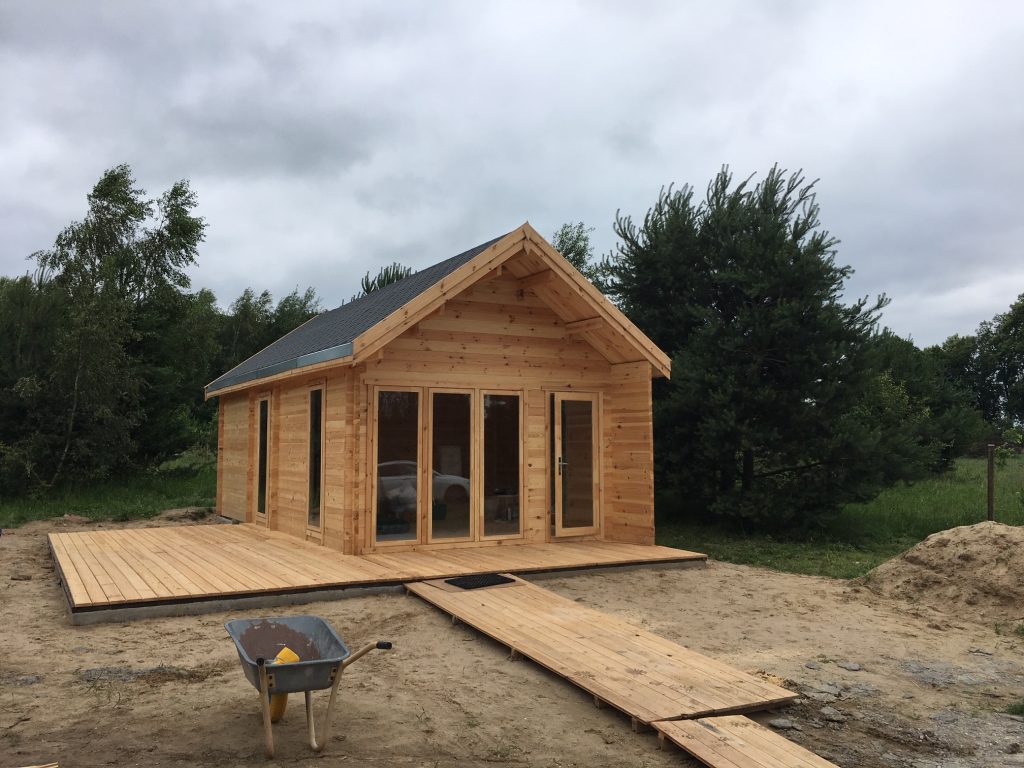 Abris de jardin, pavillons, chalets… au plus proche de la nature